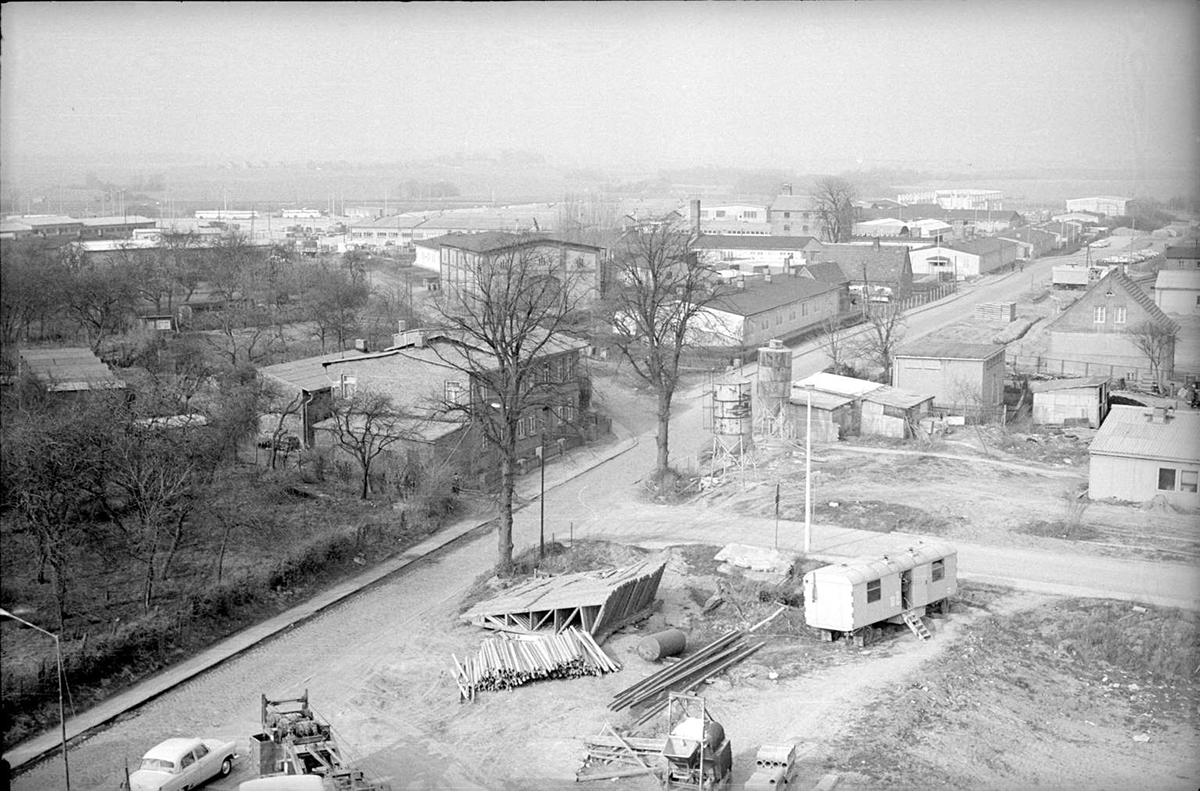 22. März 1973 Blick vom im Bau befindlichen Haus B. 22. März 1973 Blick vom im Bau befindlichen Haus B.